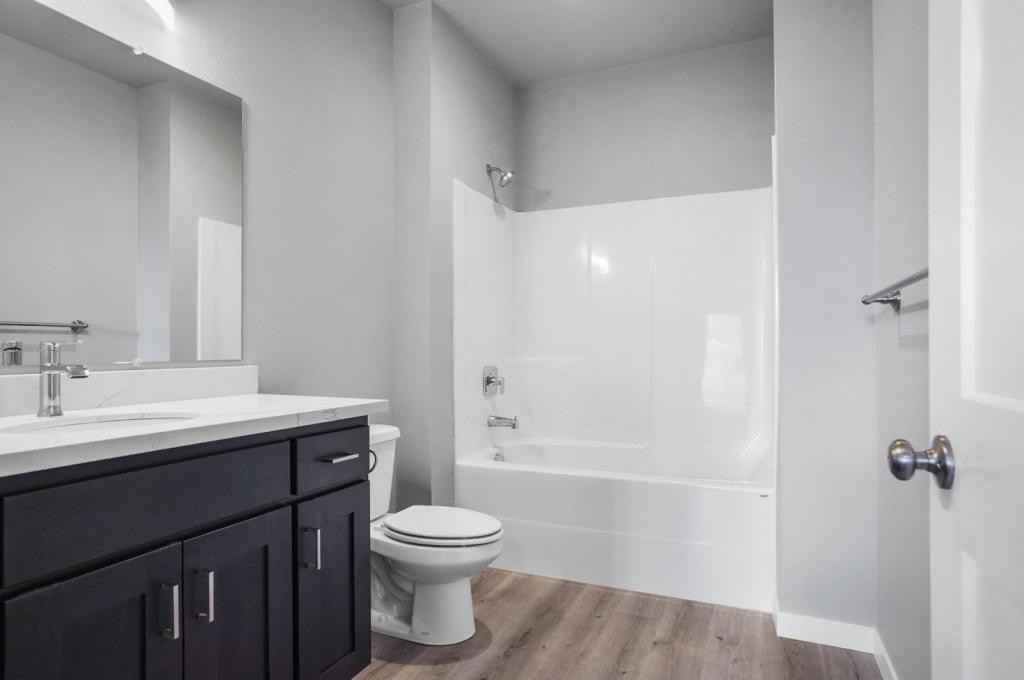 4445 Sunnyside Rd Se - Photo 4 of 25