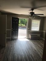 featured image of 124 E Peacock St