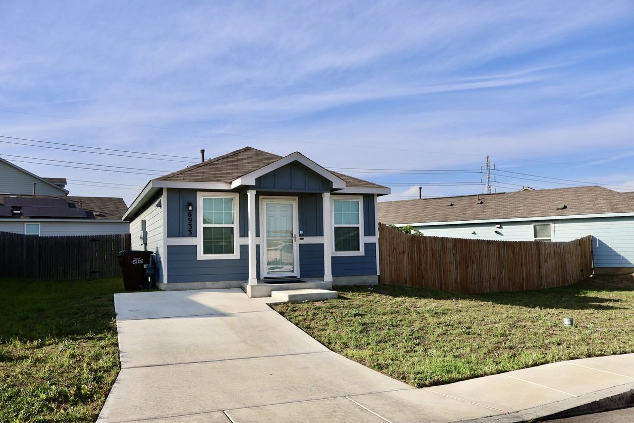 6933 Sunspot - Photo 2 of 30