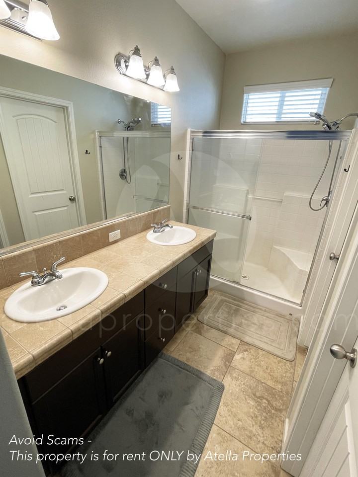 619 Portola St #1 - Photo 6 of 16