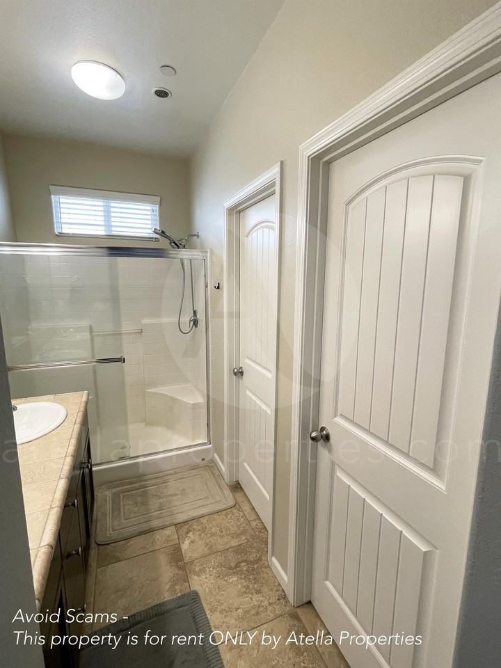 619 Portola St #1 - Photo 7 of 16