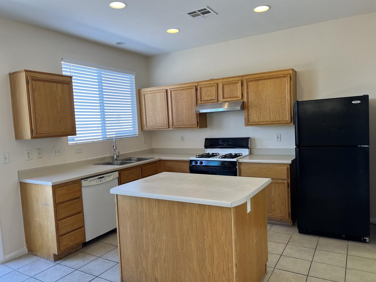 7492 Mulgrave Ct #1 - Photo 4 of 10