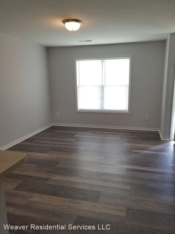 81 Coats Cir - Photo 2 of 7