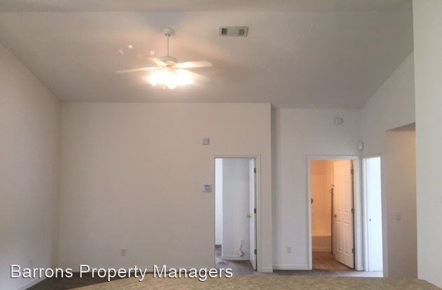 1545 Galvin Ave - Photo 3 of 21