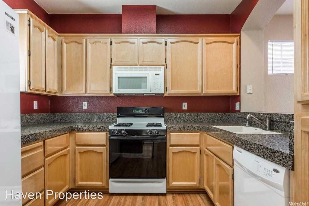 655 Blanefield Ct - Photo 3 of 14