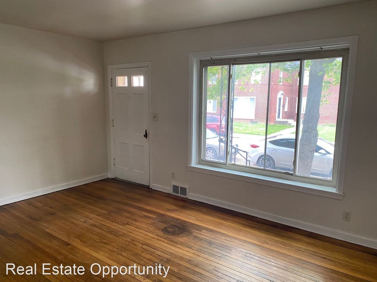 3466E Broad St - Photo 3 of 14