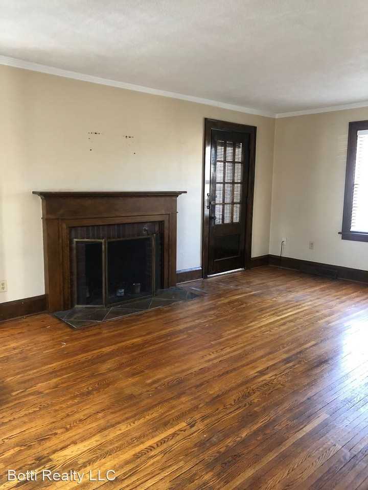 410 Logan St - Photo 2 of 18