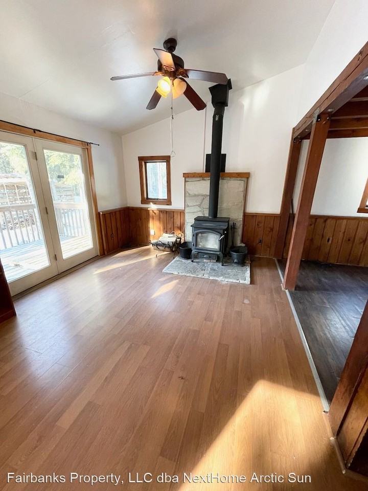 1122 Candamar Rd - Photo 3 of 13