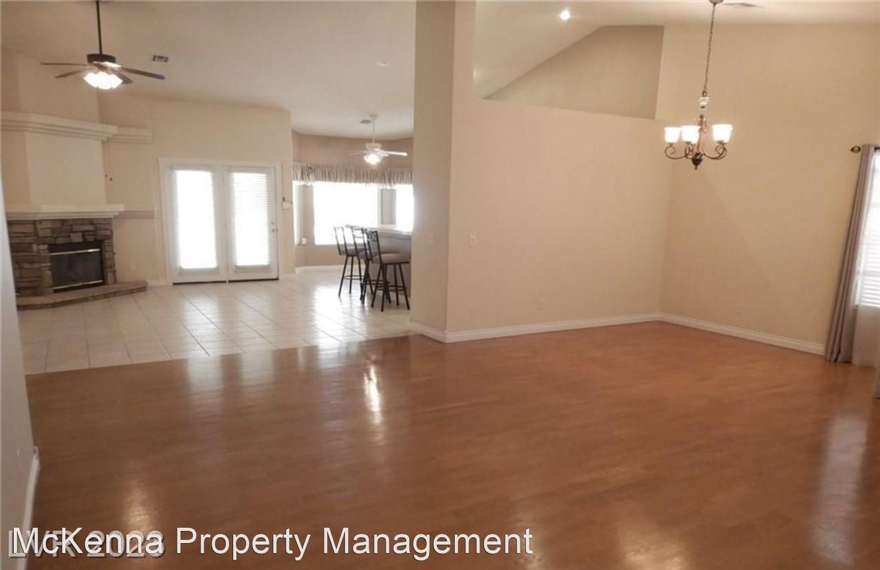 3981 Lone Mesa Dr - Photo 3 of 30
