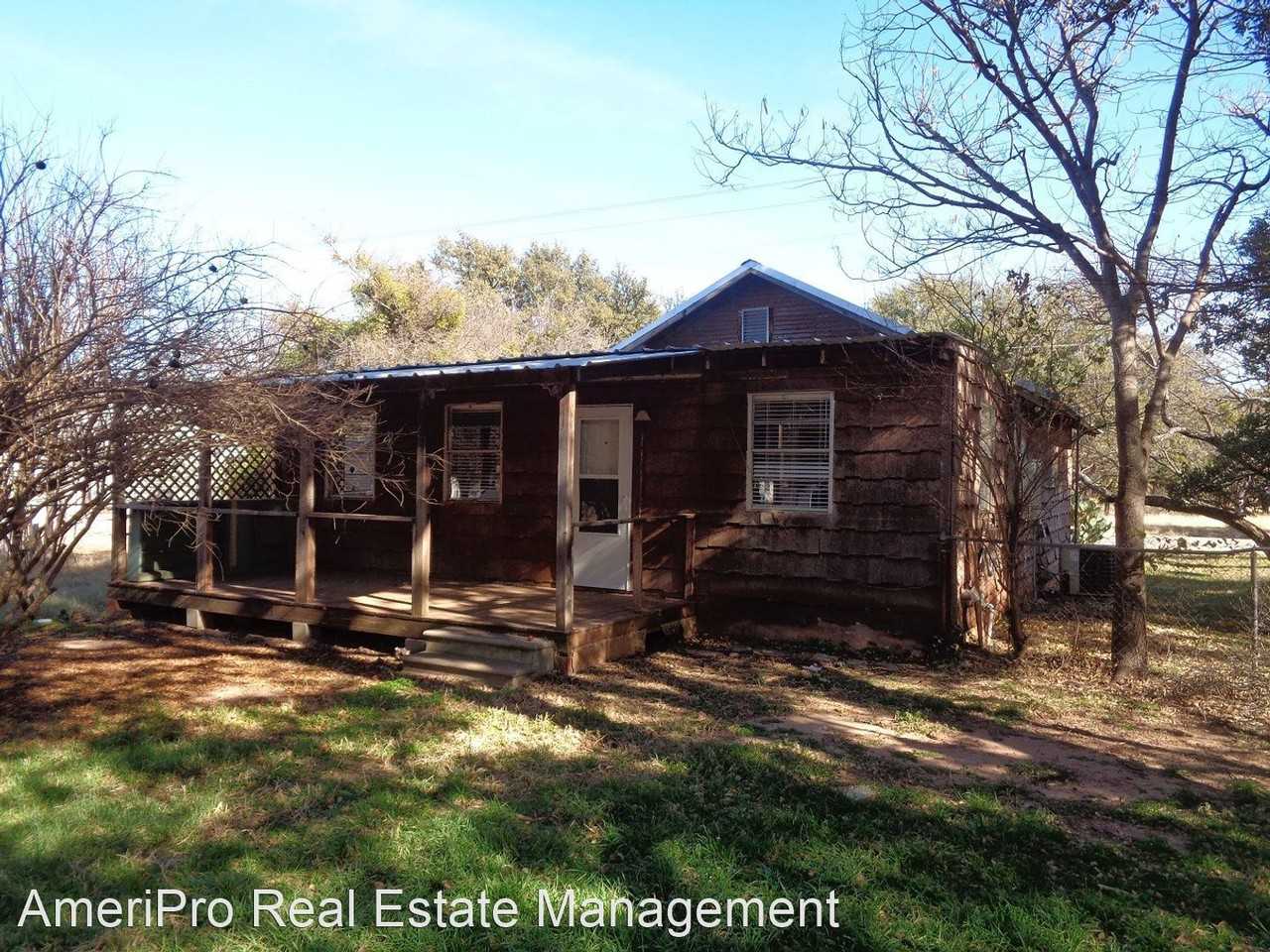 910 Litel St - Photo 2 of 11