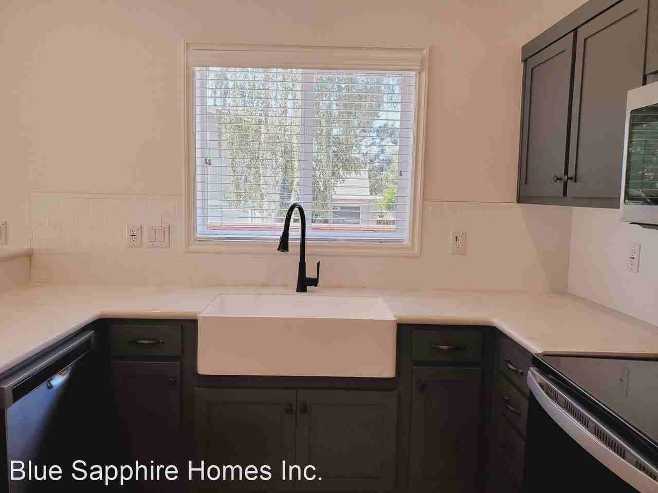 1205 Tevlin St - Photo 3 of 15