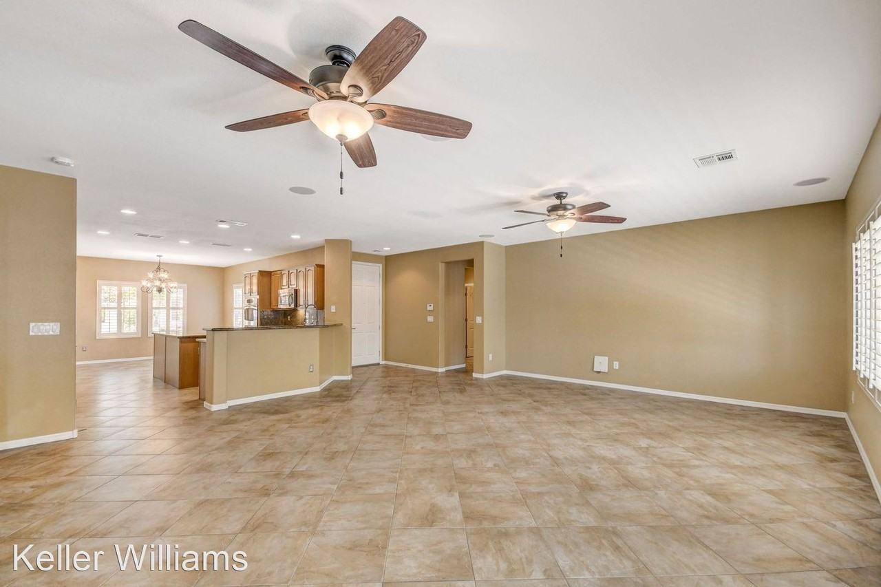 2249 Canyonville Dr - Photo 2 of 49