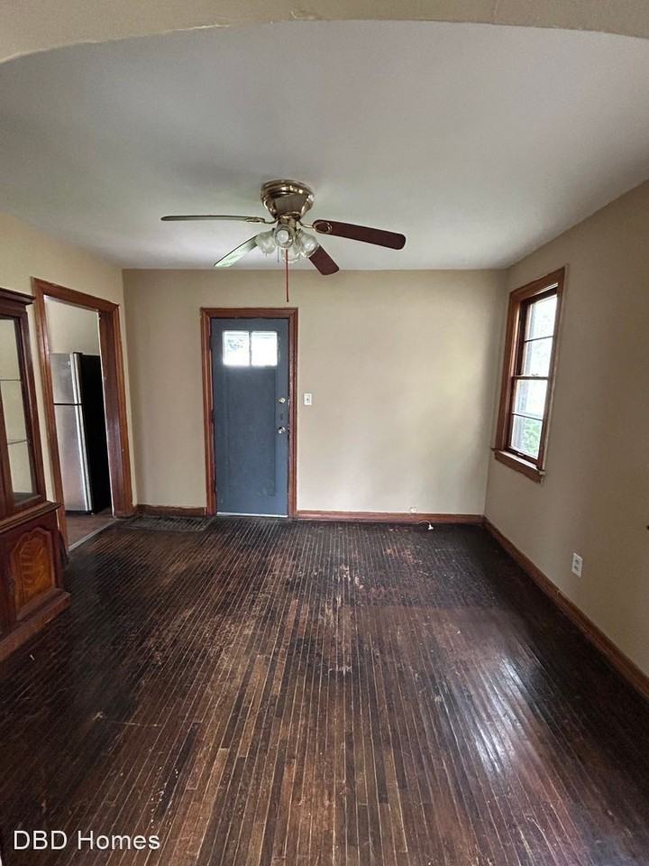 3730 S Harrison St - Photo 2 of 8