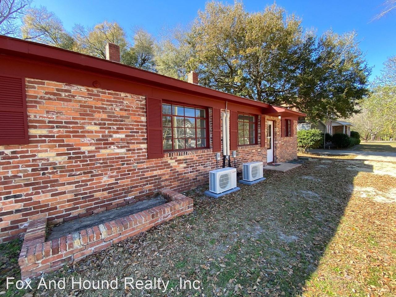 287 Oak Ln - Photo 2 of 16
