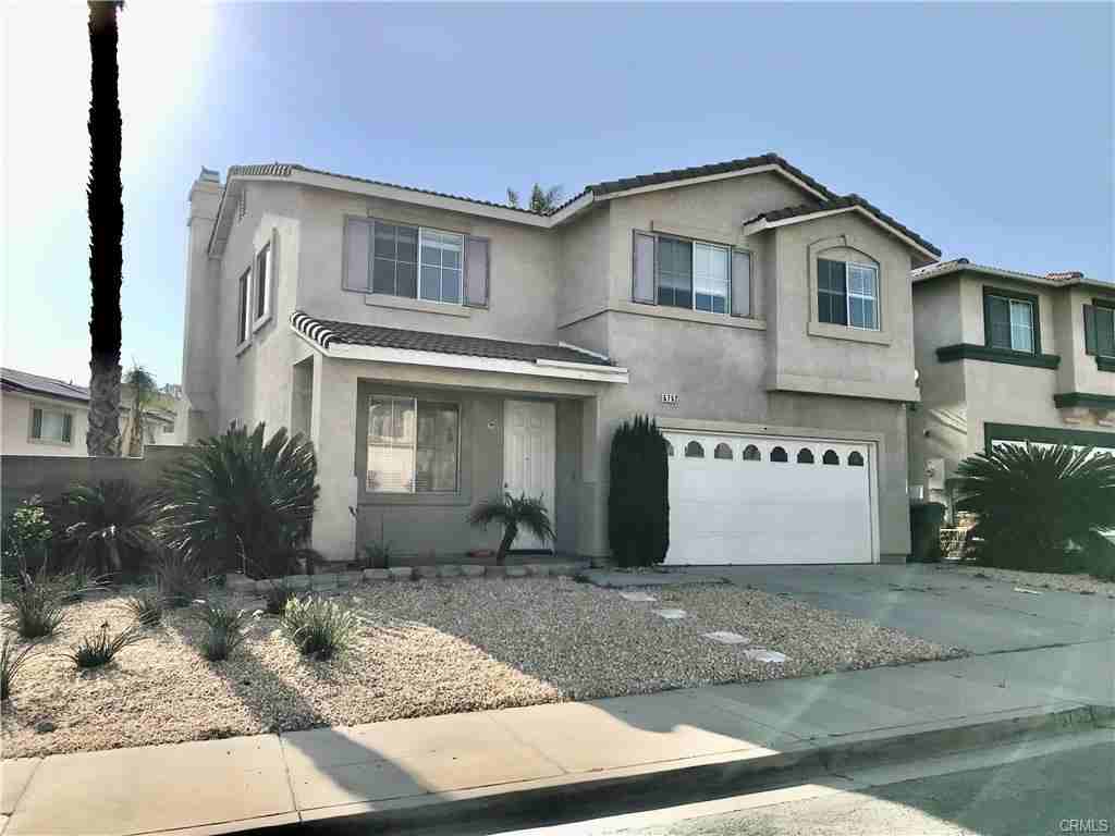 5752 Tamarisk Way - Photo 2 of 26