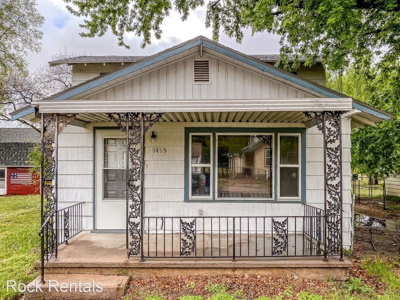 1415 Prairie St - Photo 2 of 15