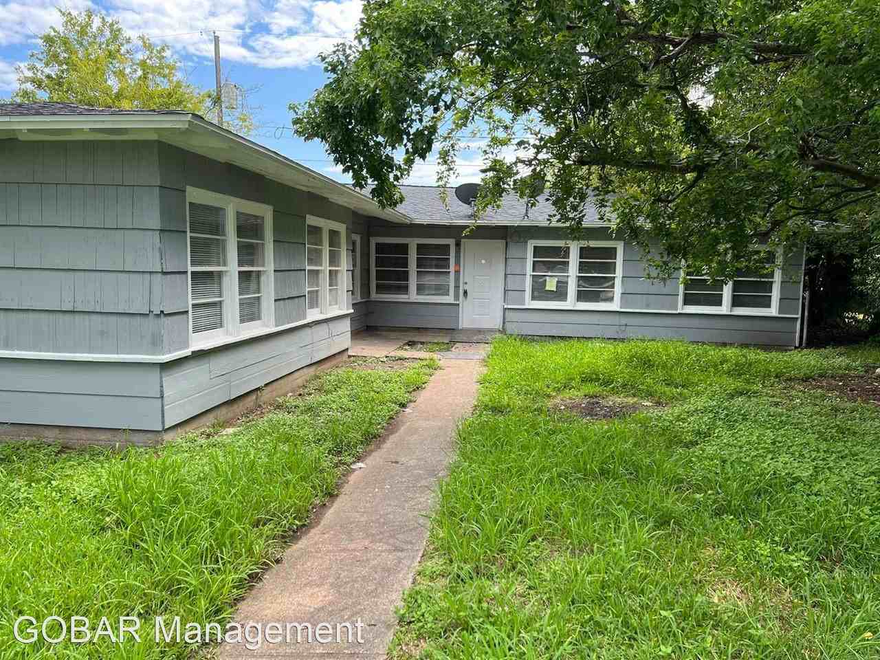 1731 W 7th Apartments in Freeport, TX 77541 - Zumper