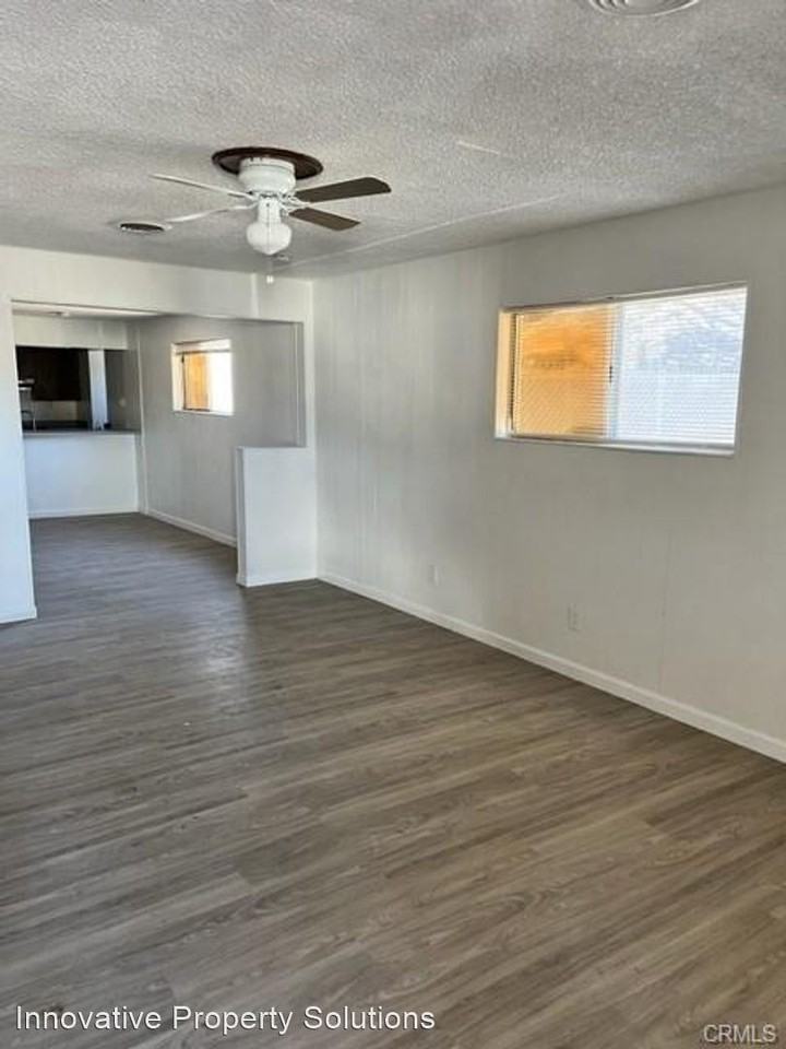 507 Bazoobuth St - Photo 3 of 29