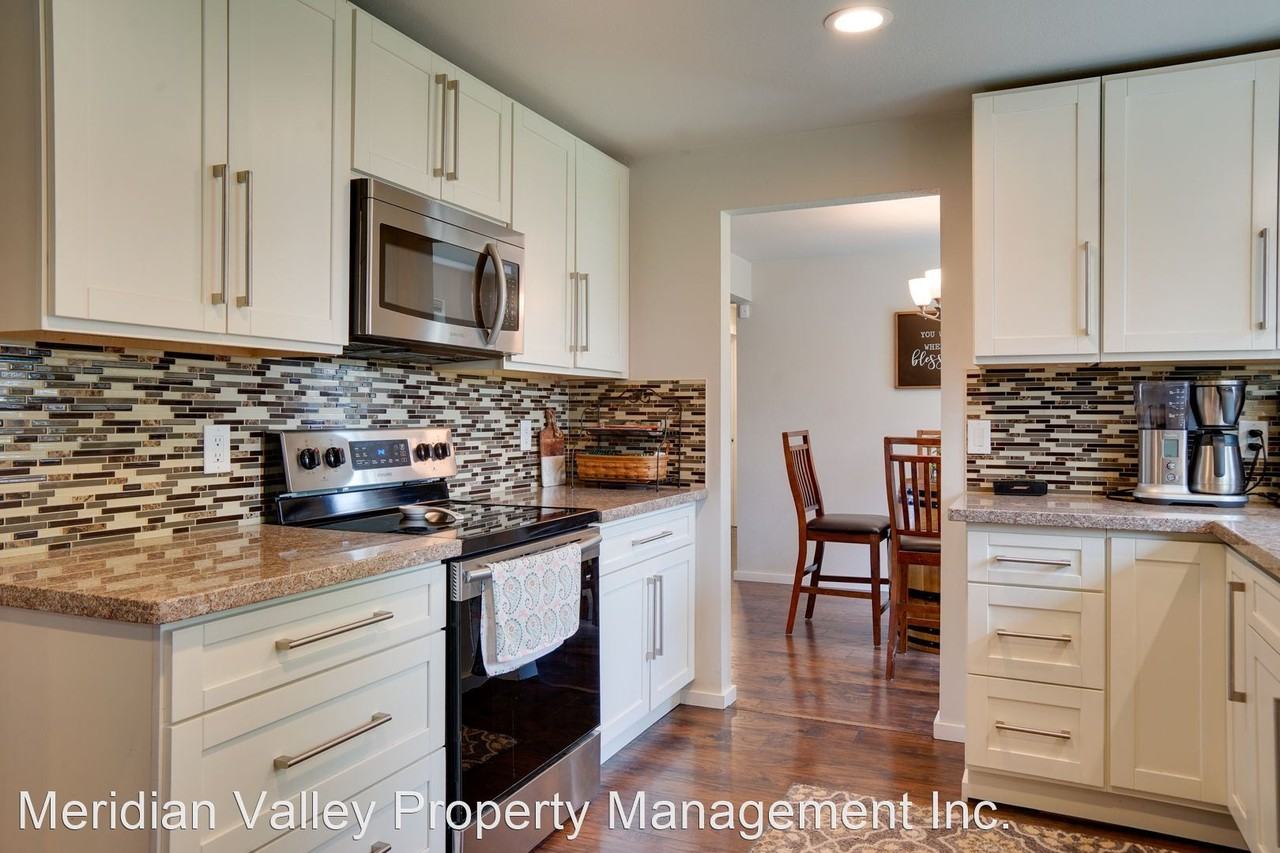 3315 S 253rd St - Photo 3 of 23