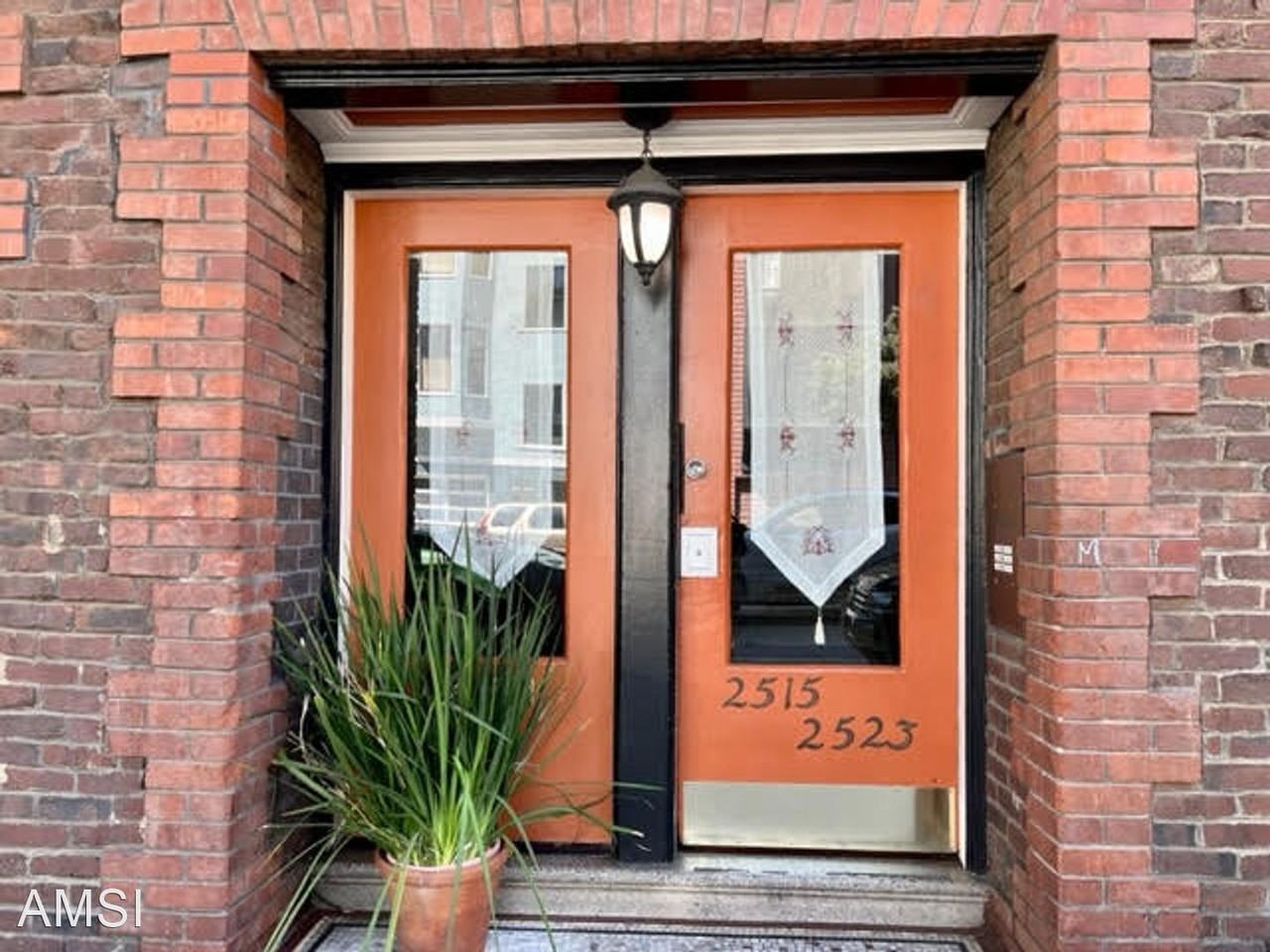 2517 Polk St - Photo 2 of 18