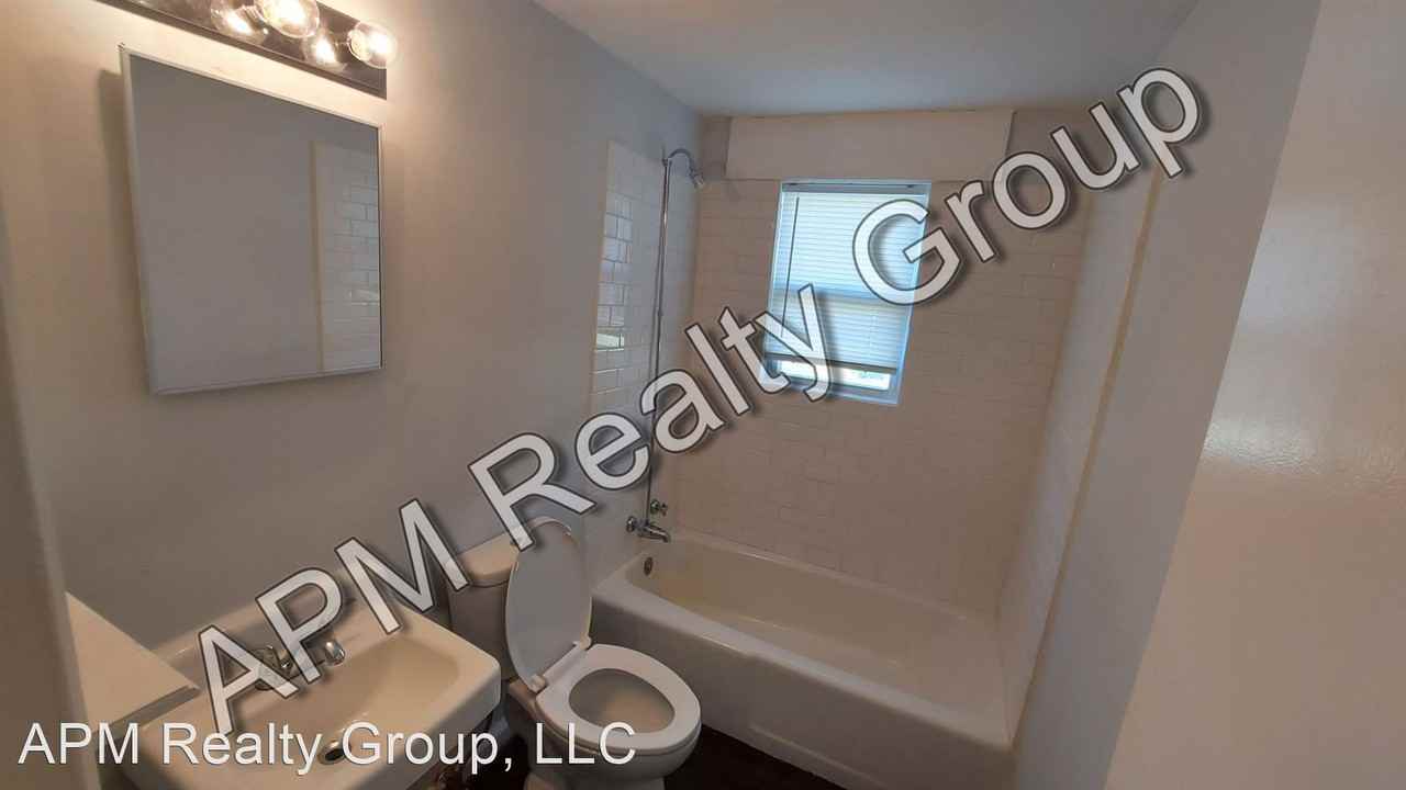 3064A Beaumont St - Photo 3 of 6