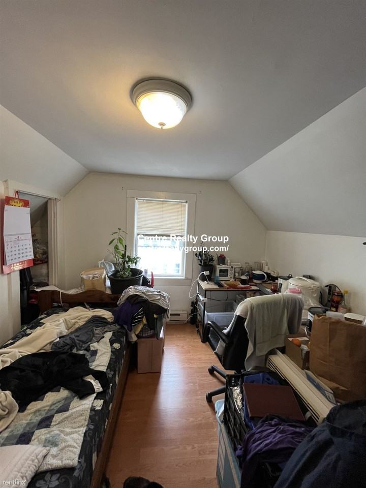 7 West St - Photo 2 of 6