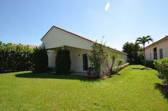 8198 Spyglass Dr - Photo 2 of 6