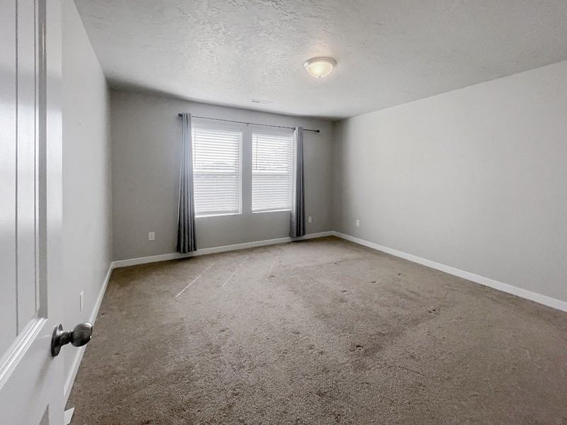 149 W Wausau St - Photo 3 of 11