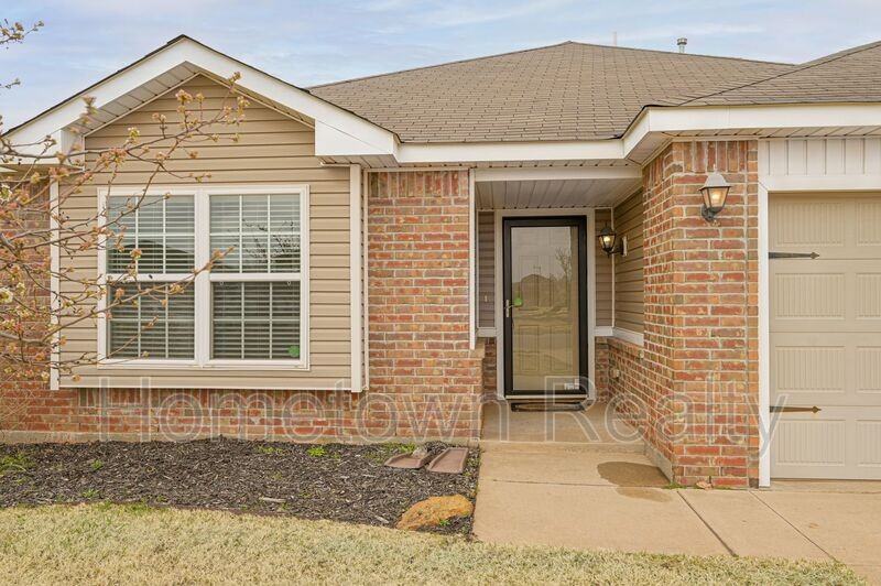 11521 Sw 24th St - Photo 2 of 32