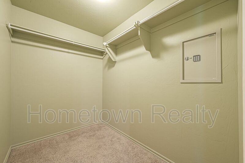 11521 Sw 24th St - Photo 7 of 32