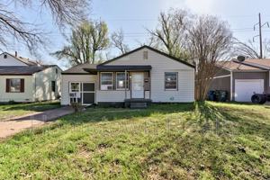 featured image of 412 Monroney Dr