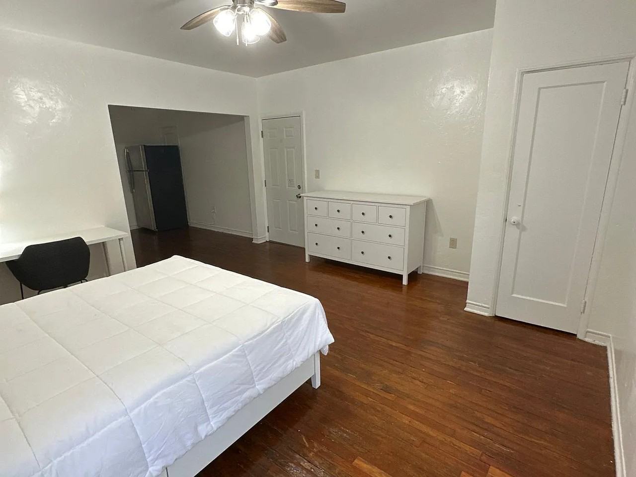 8020 Abbott Ave #1 - Photo 4 of 4