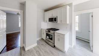836 Canterbury St #1L - Photo 1 of 1