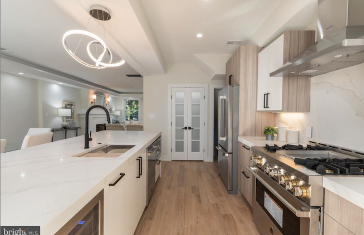 3525 16th St Nw - Photo 2 of 24