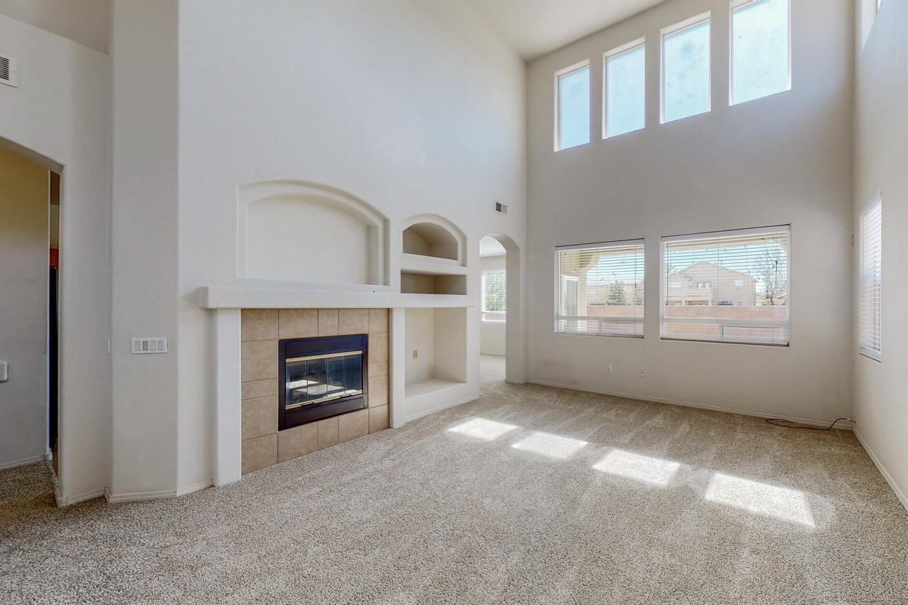 6512 Los Pueblos Pl Nw #1 - Photo 5 of 35