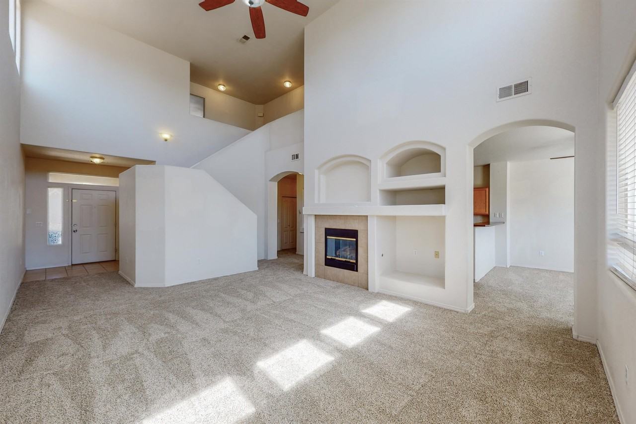 6512 Los Pueblos Pl Nw #1 - Photo 6 of 35