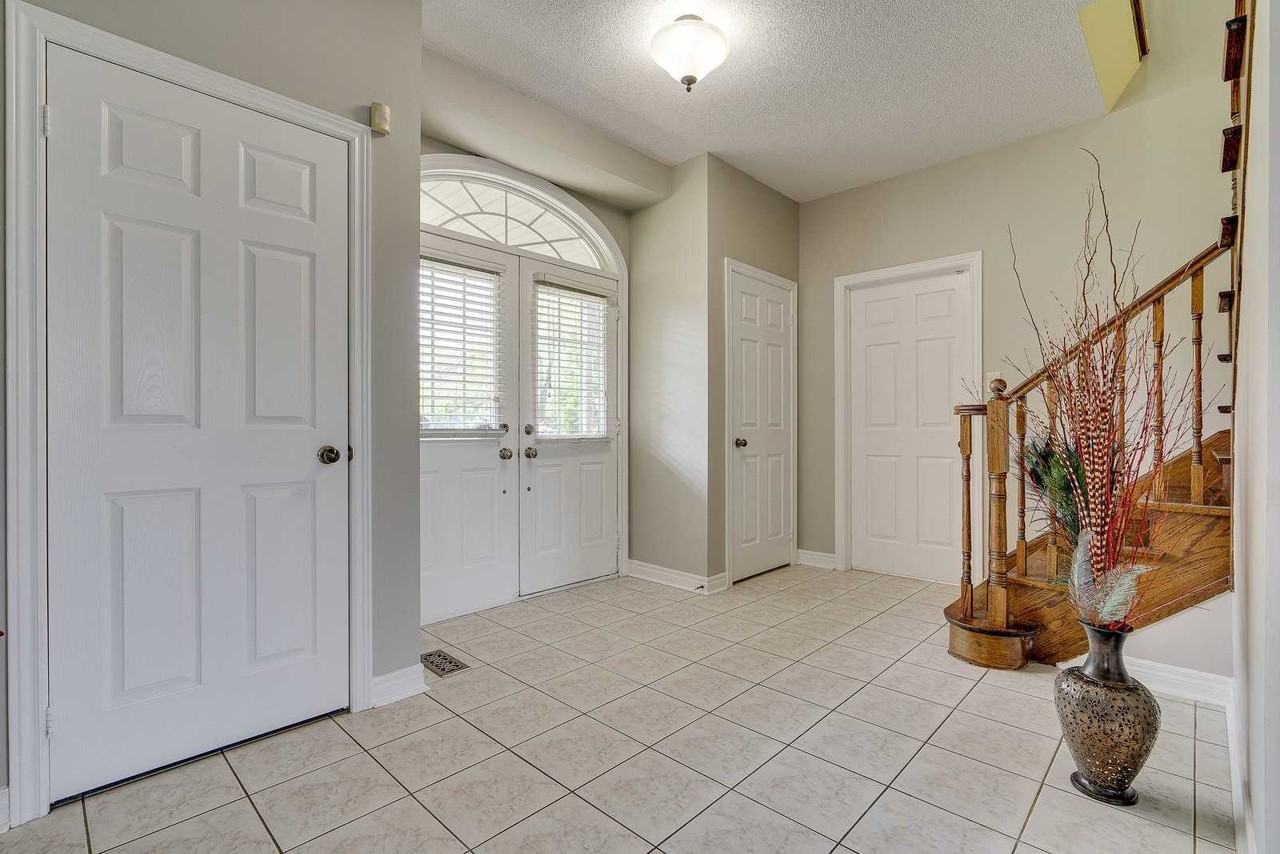 15 Giles Road - Photo 3 of 8