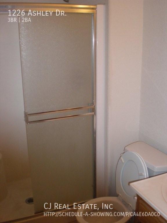 1226 Nw Ashley Dr - Photo 7 of 8