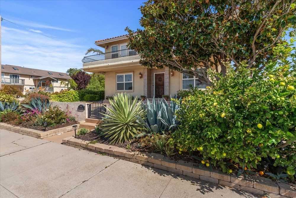 1007 Saratoga Ave - Photo 3 of 33