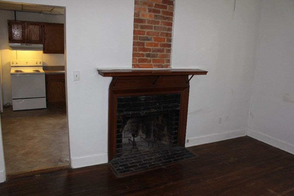 10195 Warwick Blvd #NA - Photo 2 of 7