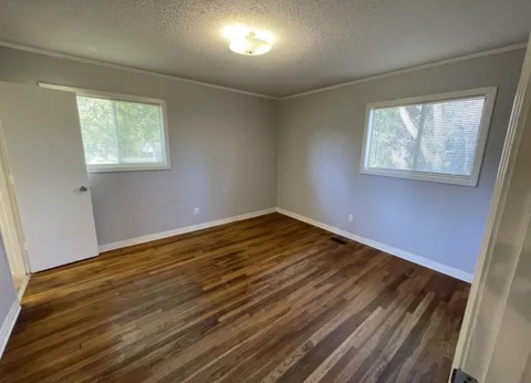 205 Lawrence Dr #NA - Photo 2 of 11