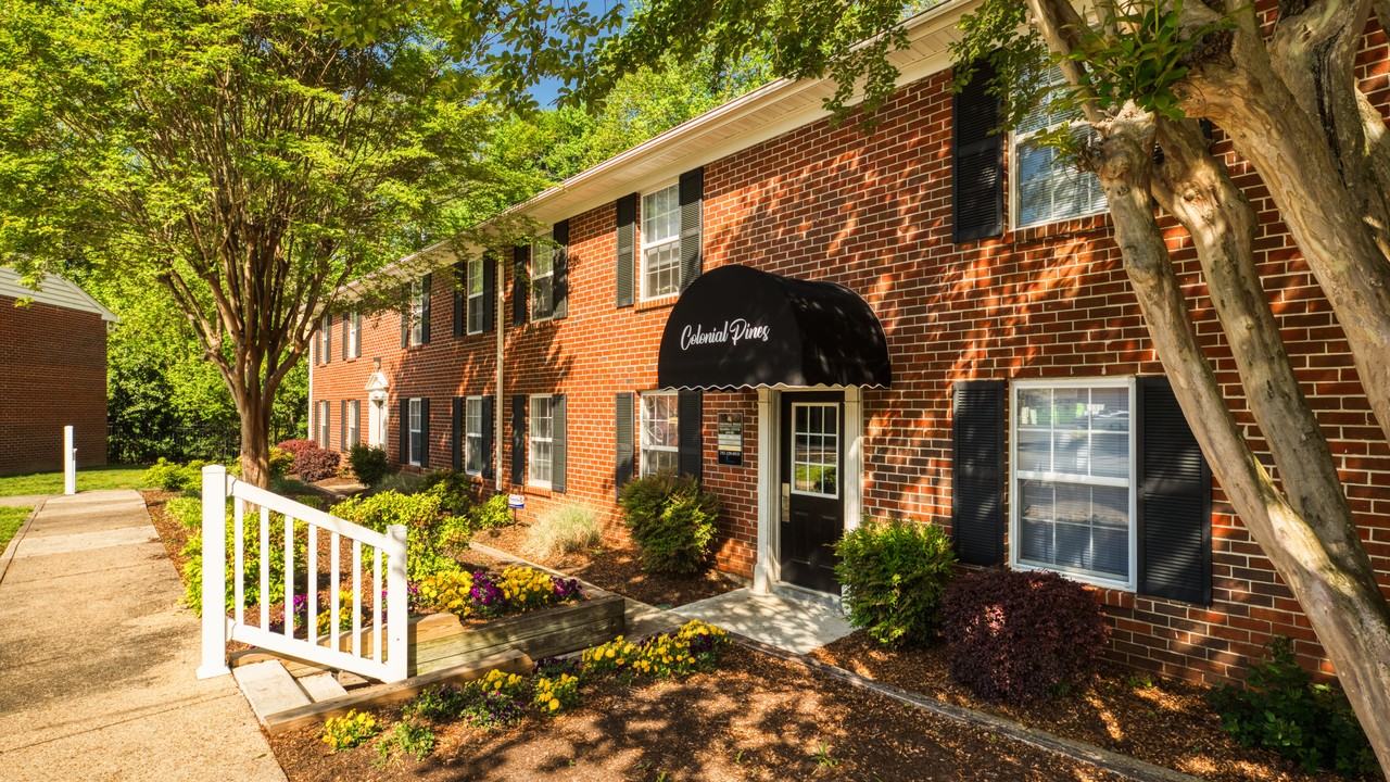 Colonial Pines - Photo 5 of 18