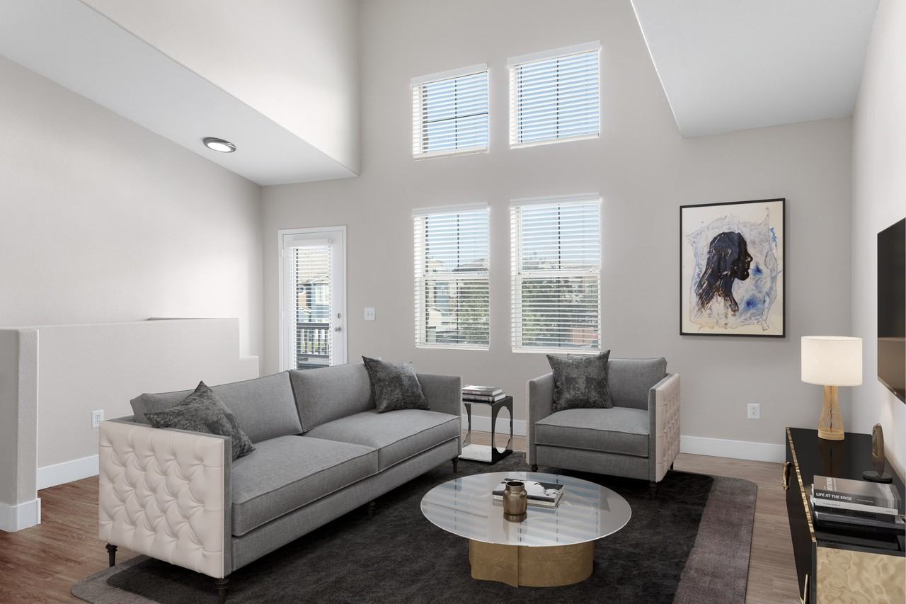 Verona Apartments - Photo 3 of 33