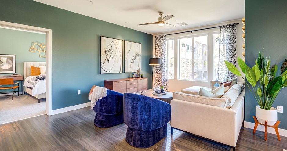 High Line at Hughes Center Apartments 3776 Howard Hughes Pkwy