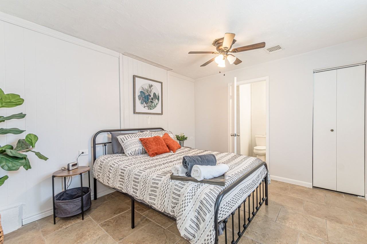 409 Aero Ave #1 - Photo 6 of 24