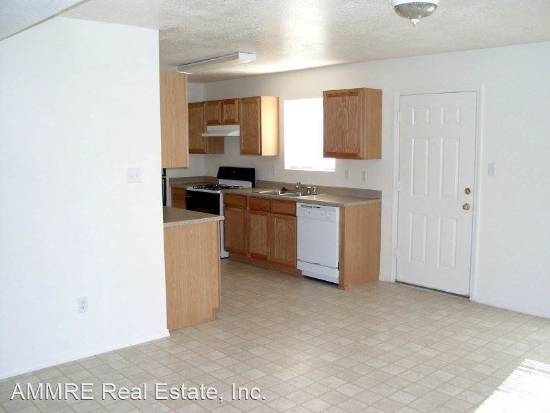 10904 Bandelier Dr Nw - Photo 3 of 6
