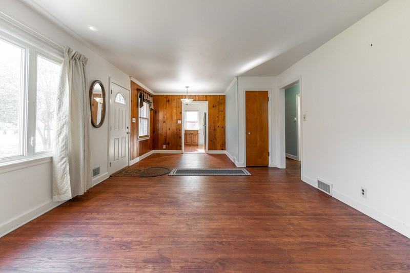2016 E 65th St - Photo 3 of 16