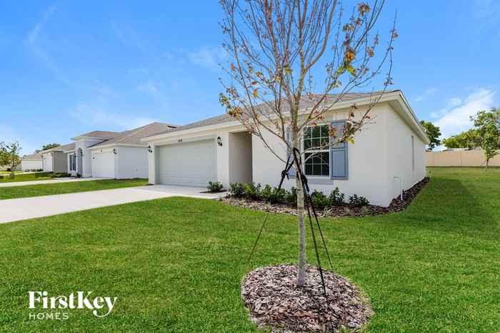 148 Southern Breeze Loop - Photo 2 of 15