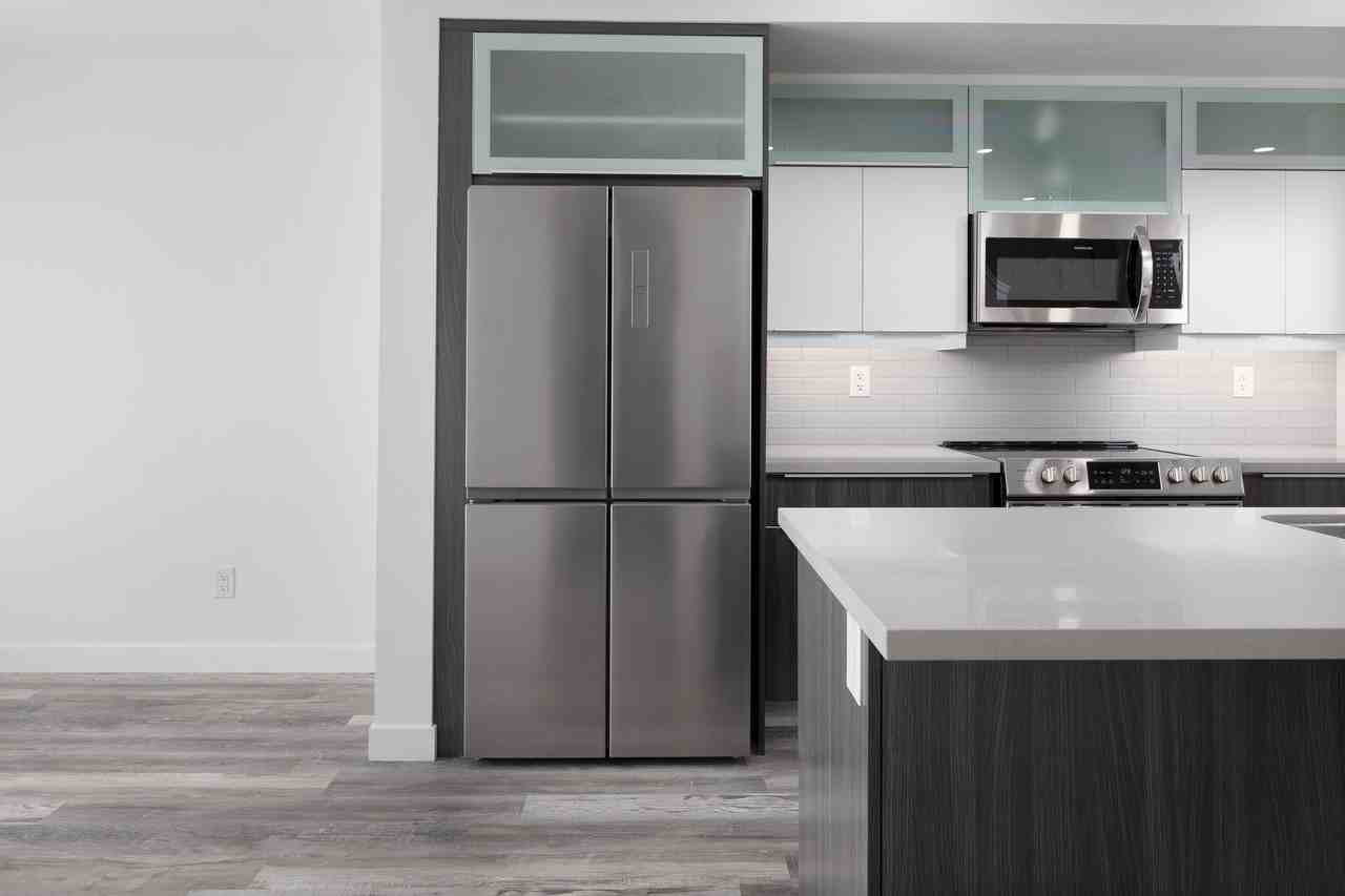 9902 150 St Nw - Photo 3 of 23