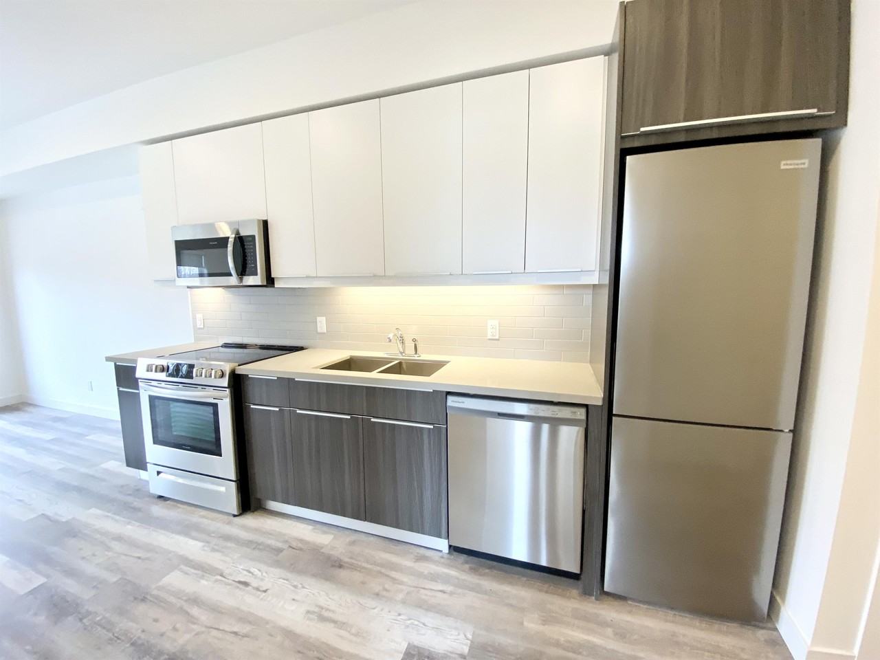 306, 10720 78 Avenue Northwest #306 - Photo 4 of 31